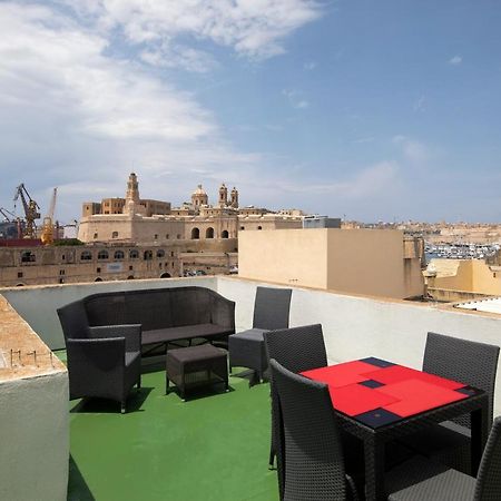 Traditional & Modern Maltese Townhouse - Rooftop Terrace And Sea Views, Close To Birgu Waterfront Cospicua 외부 사진