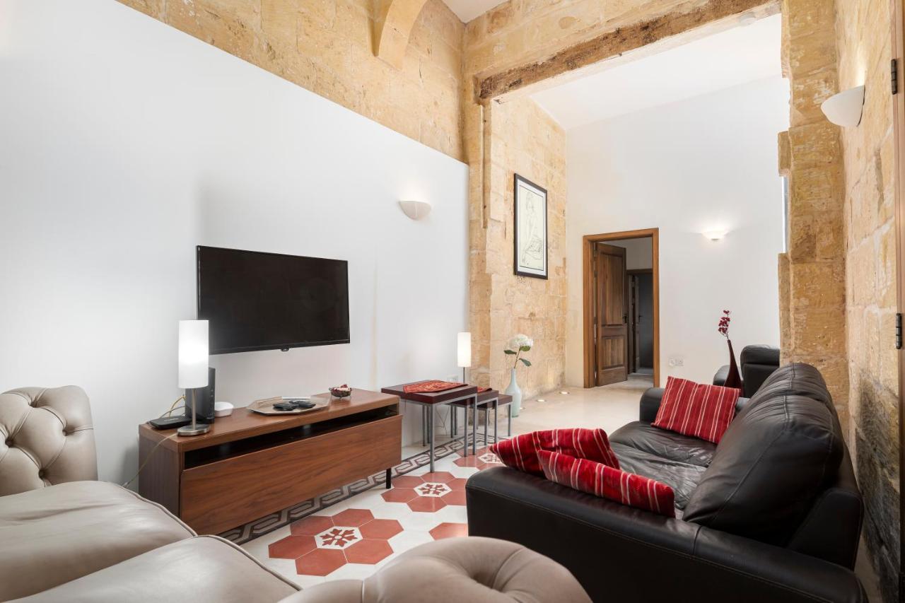 Traditional & Modern Maltese Townhouse - Rooftop Terrace And Sea Views, Close To Birgu Waterfront Cospicua 외부 사진