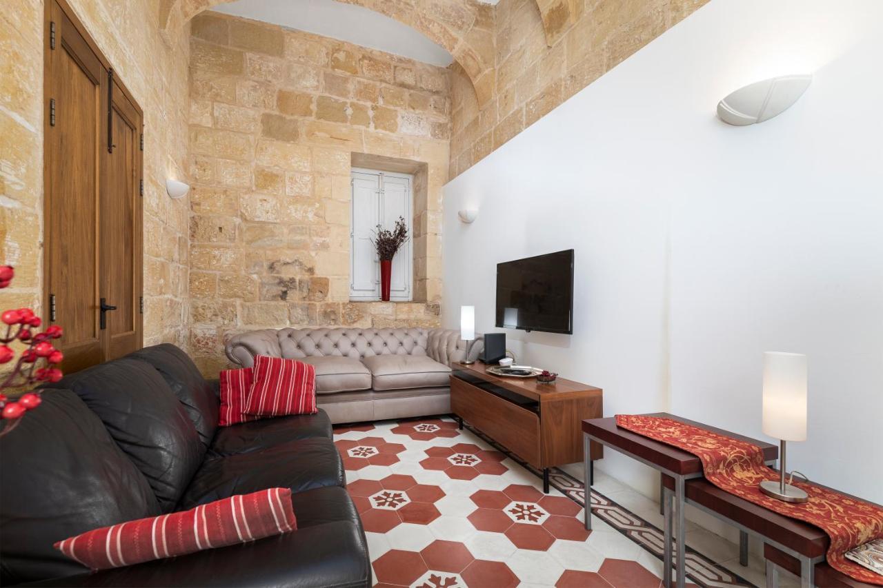 Traditional & Modern Maltese Townhouse - Rooftop Terrace And Sea Views, Close To Birgu Waterfront Cospicua 외부 사진