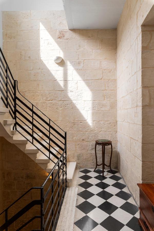 Traditional & Modern Maltese Townhouse - Rooftop Terrace And Sea Views, Close To Birgu Waterfront Cospicua 외부 사진
