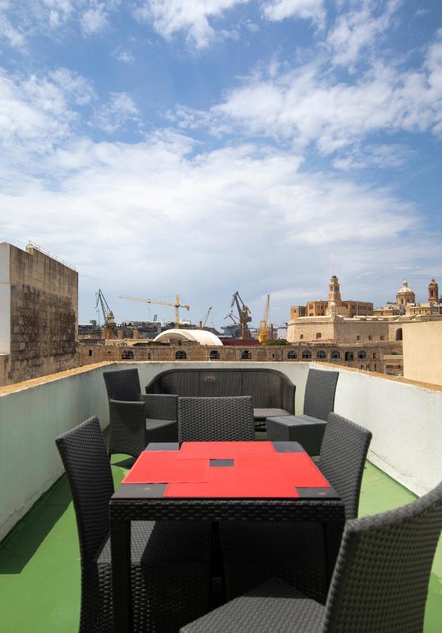 Traditional & Modern Maltese Townhouse - Rooftop Terrace And Sea Views, Close To Birgu Waterfront Cospicua 외부 사진
